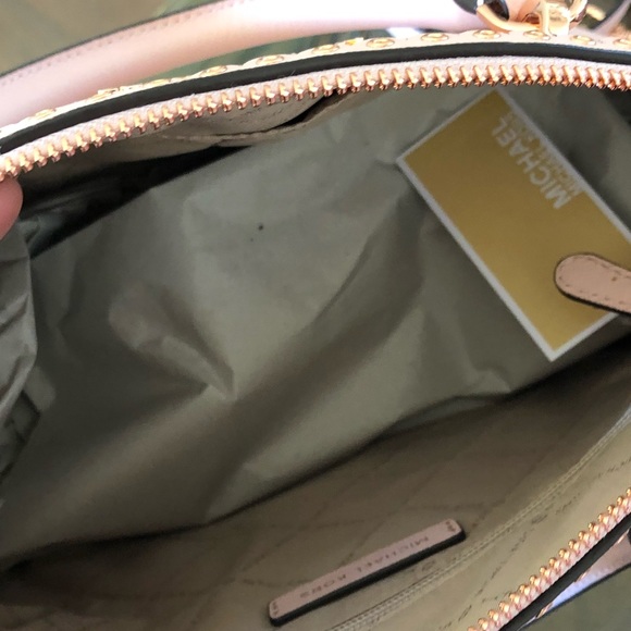 NWT Michael Kors large Emmy dome satchel - Picture 4 of 8